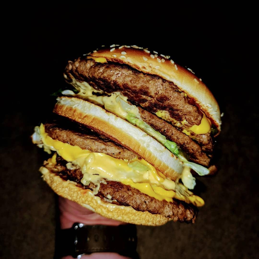  - The Gus Mac! So I was having a look at what I could munch for lunch/dinner and I made this.