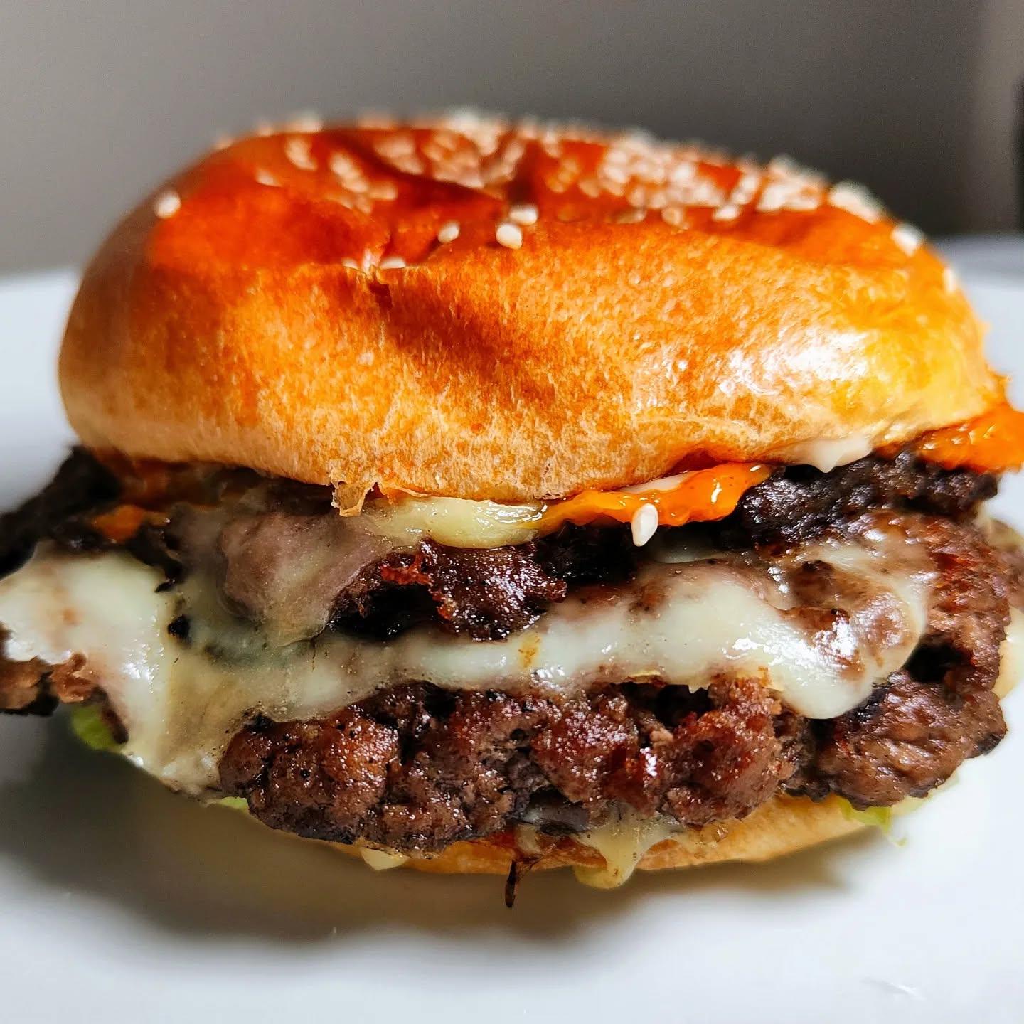  - Amazing meal from @locosburgerss and what a burger, it all just comes together perfectly with the toppings and it's not too messy due to the bun.